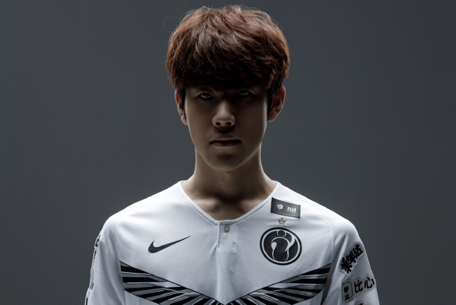 韩网票选S14TOP20选手：Chovy第一Bin第二Knight第四 Faker未入选前二十