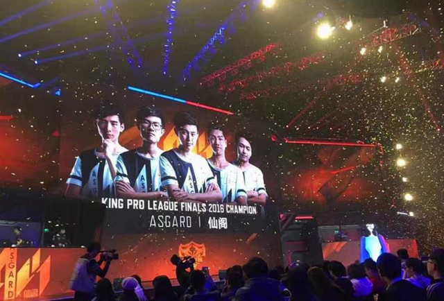 Legacy , GamerLegion , 和 aurora 晋级 PGL Masters Bucharest 2025 的季后赛
