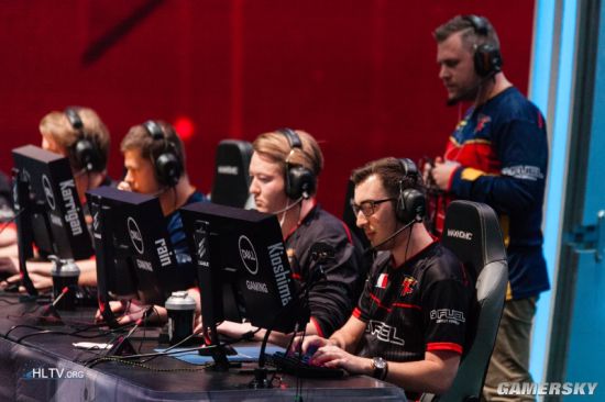 FalleN 在职业生涯中赢得了第 14 个 Bo5 决赛，共参加 15 场