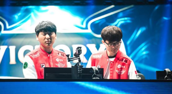 【赛前预告】2025LPL春季赛，1月18日 OMG vs ES