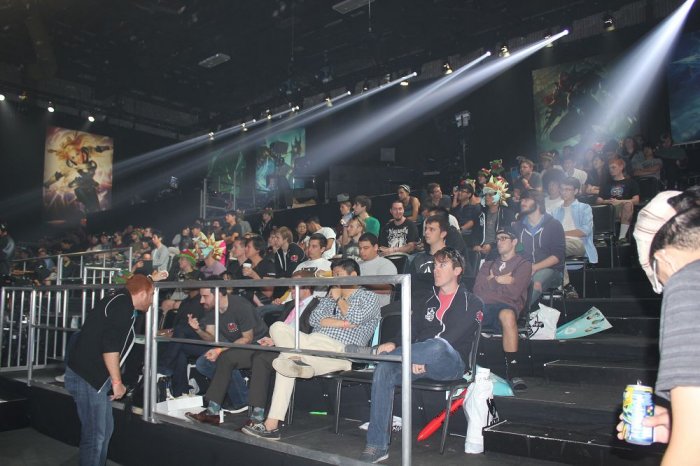 LPL夏季赛组内赛前两周最佳阵容：Tarzan获选MVP