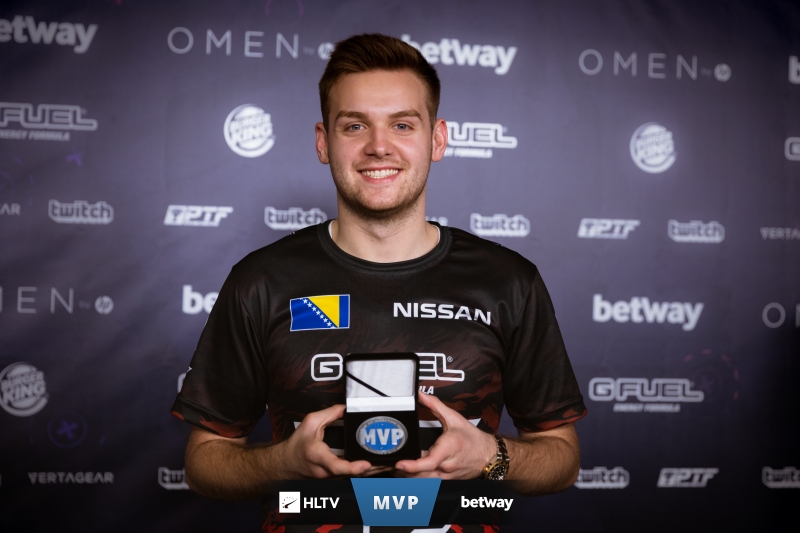 上海Major开幕阶段： FURIA Esports 克服内心的恐惧，以2-1战胜 BIG 晋级传奇组。